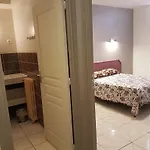 Hotel Coq Hardi Lila