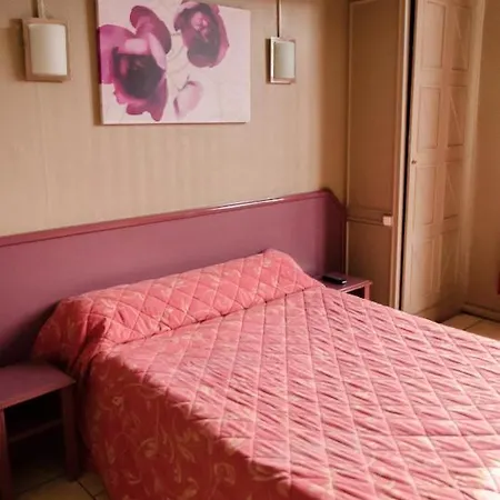 Coq Hardi Hotel *